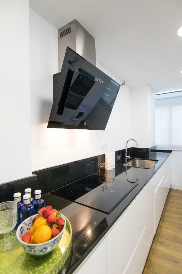 Homeforguest Stylish And Modern Apartment Overlooking Las Canteras Las Palmas de Gran Canaria Eksteriør bilde